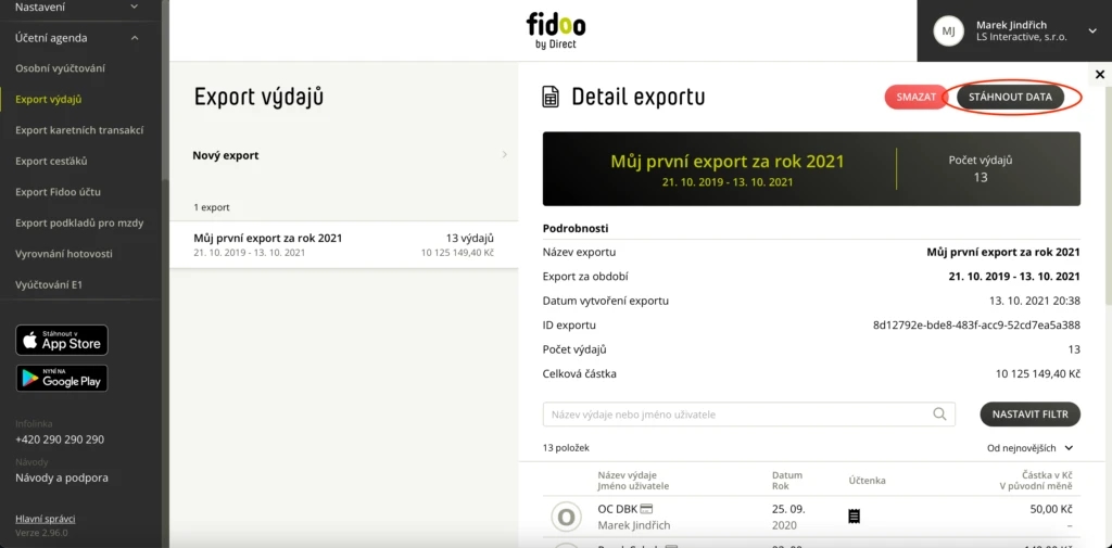 Ve vytvořeném exportu zvolte černé tlačítko „Stáhnout data“.