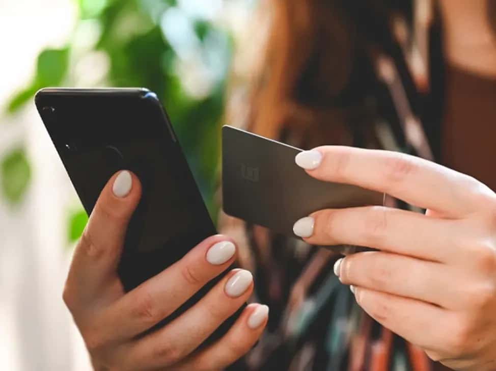 Jak ochranit ucty 487x364.webp